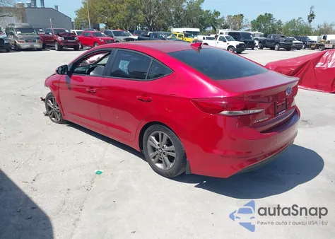 2017 Hyundai Elantra Value Edition z USA, uszkodzony, nr VIN 5NPD84LF7HH208523